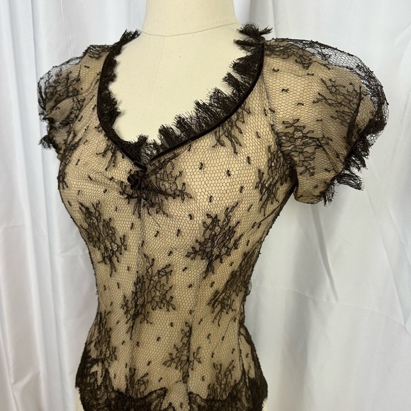 Alexander McQueen Chocolate Brown Lace Top as seen on Gwyneth Paltrow - Picture 3 of 5